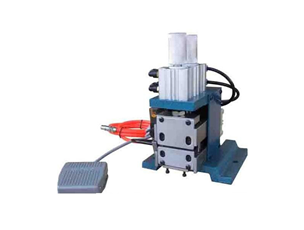 Pneumatic core stripping machine